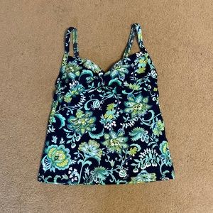 Land’s End women’s Swim twist front underwire tankini top size 2 regular